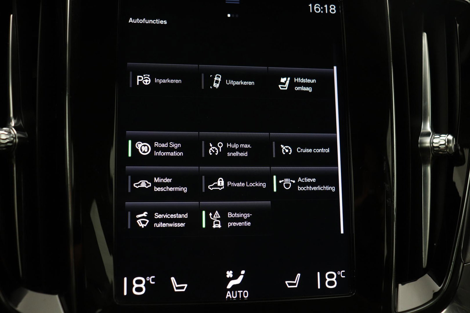 Volvo V60 2.0 D4 Inscription | Harman/Kardon | Pilot-assist | BLIS | Trekhaak | Stoelverwarming | Carplay | ACC