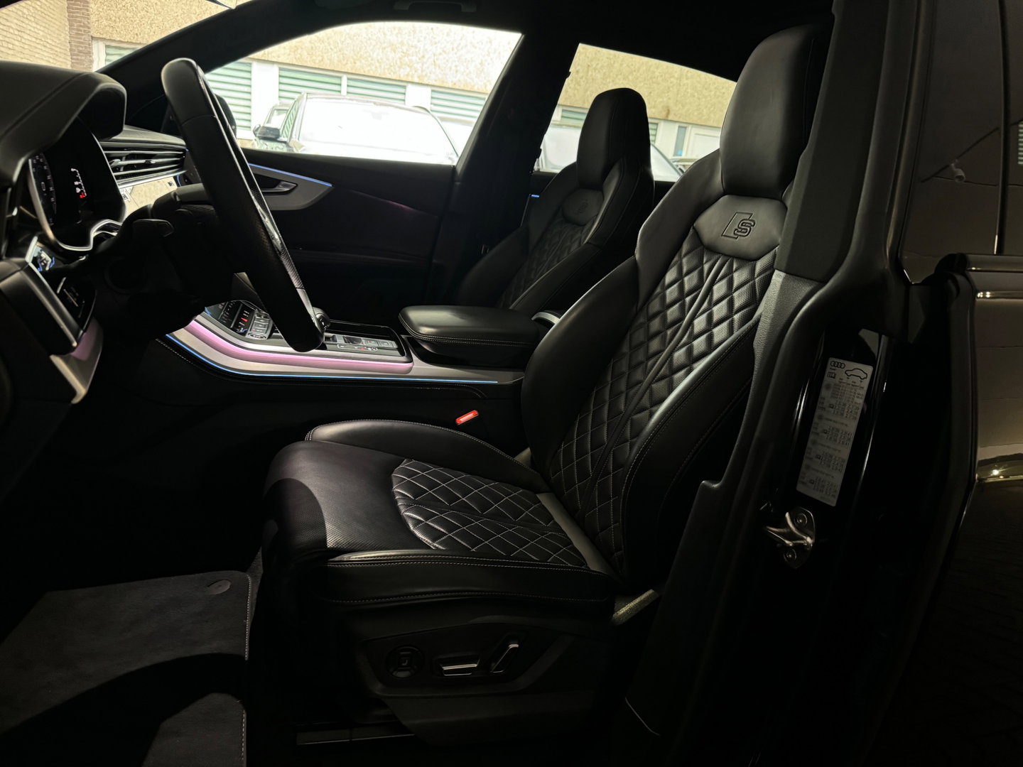 Audi Q8 60 TFSI e quattro Competition Pano|Carbon|Trekhaak|Massage