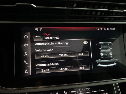 Audi Q8 60 TFSI e quattro Competition Pano|Carbon|Trekhaak|Massage