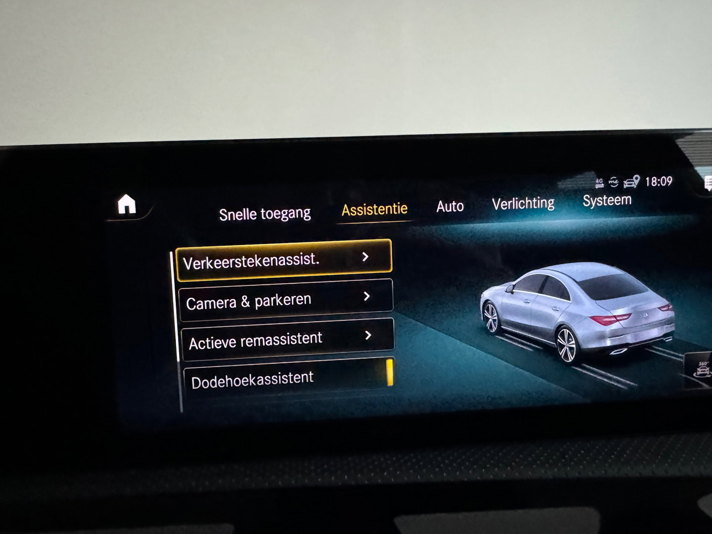 Mercedes-Benz CLA-Klasse 220 4MATIC AMG Pano|Burmester|BlindSpot|Camera