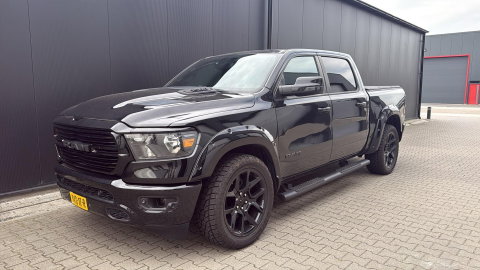 Dodge Ram Pick-Up 1500 4x4 Crew Cab LPG Marge (btw vrij) Blackout