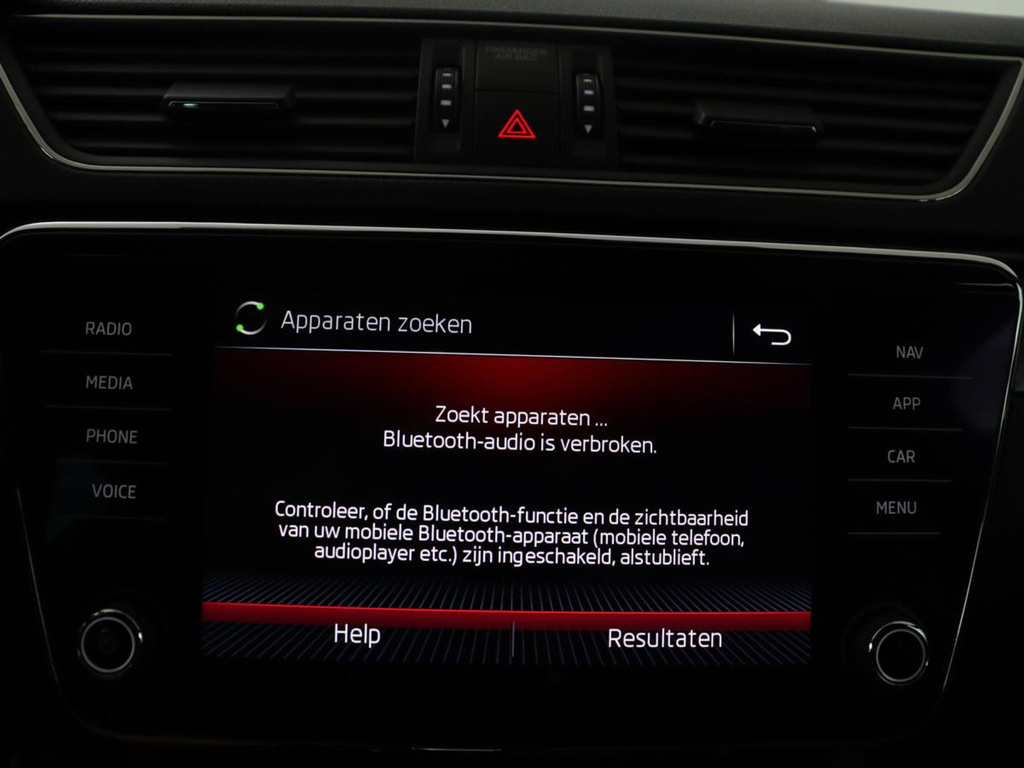 Škoda Superb Combi 1.5 TSI ACT Sportline Business | Leder/alcantara | Memory | Stoelverwarming | Virtueel dashboard | Park assist | Carplay | Navigatie | Climate control | Sfeerverlichting | Elektrische achterklep