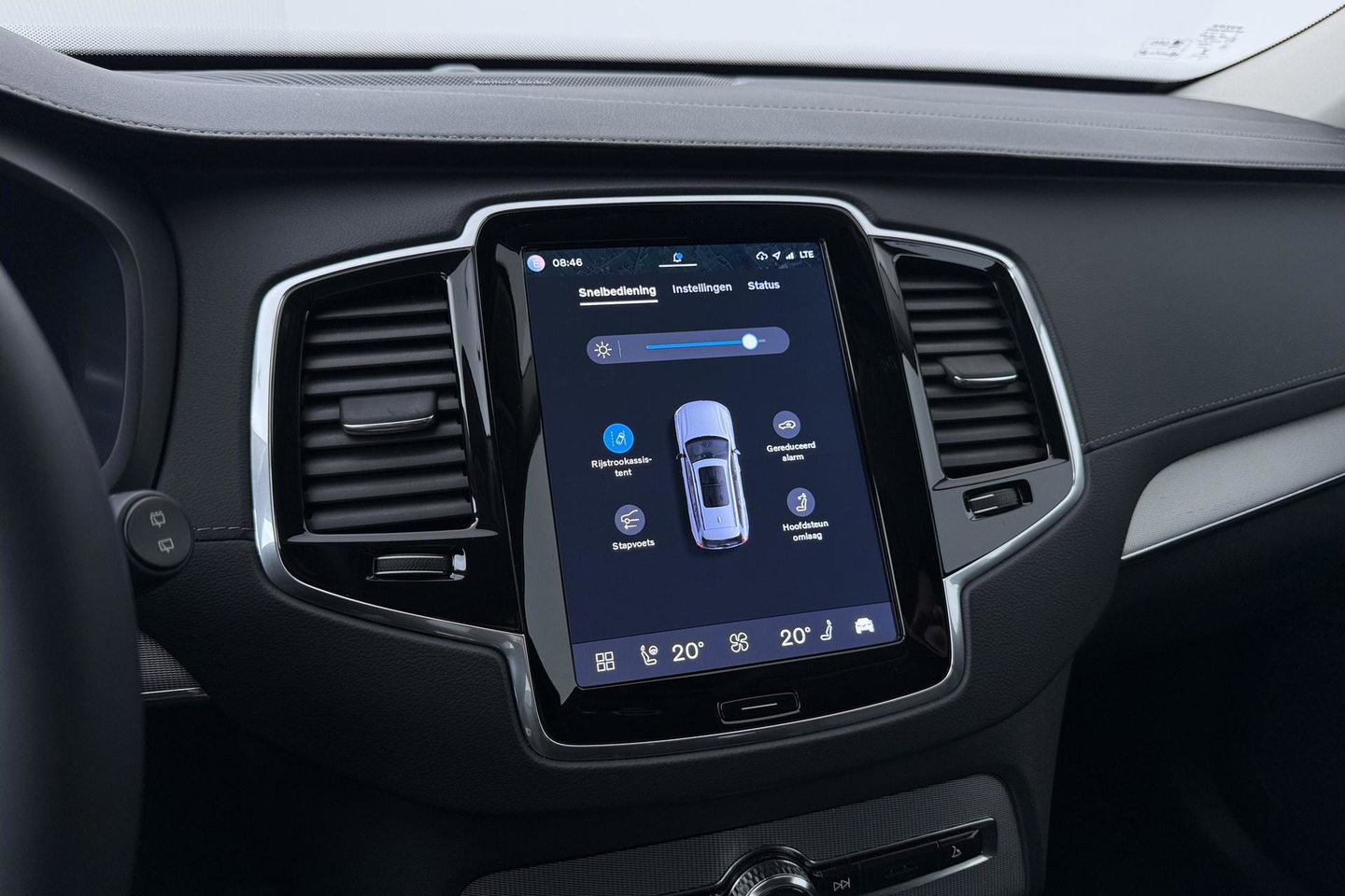 Volvo XC90 T8 Plus Bright | Harman/Kardon | Pilot Assist | BLIS | Stoel+Stuurverwarming | Standkachel | Keyless | Camera | Getint glas