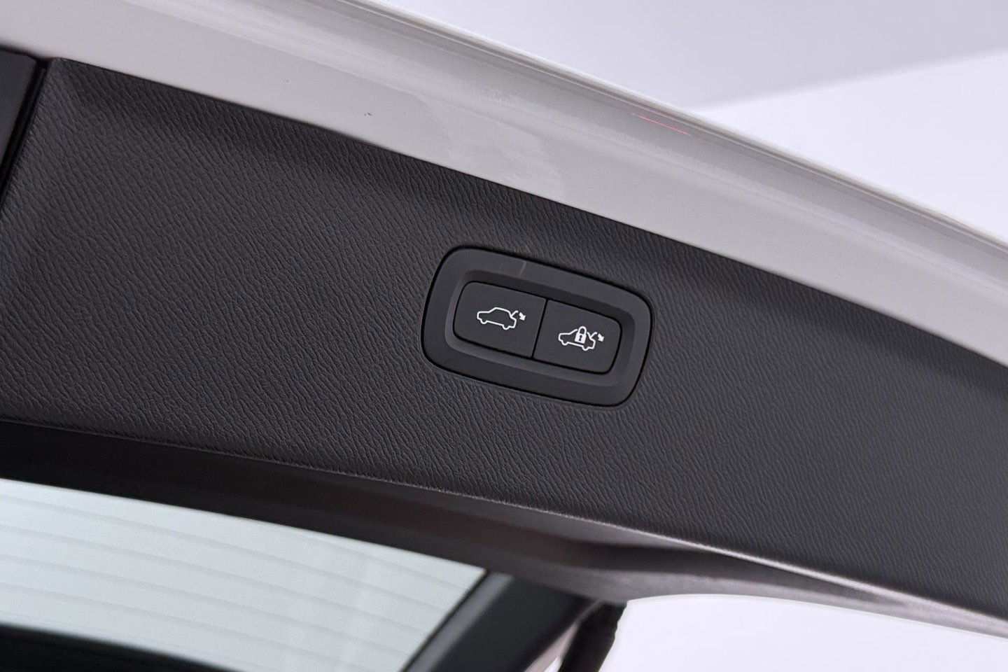 Volvo XC90 T8 Plus Bright | Harman/Kardon | Pilot Assist | BLIS | Stoel+Stuurverwarming | Standkachel | Keyless | Camera | Getint glas