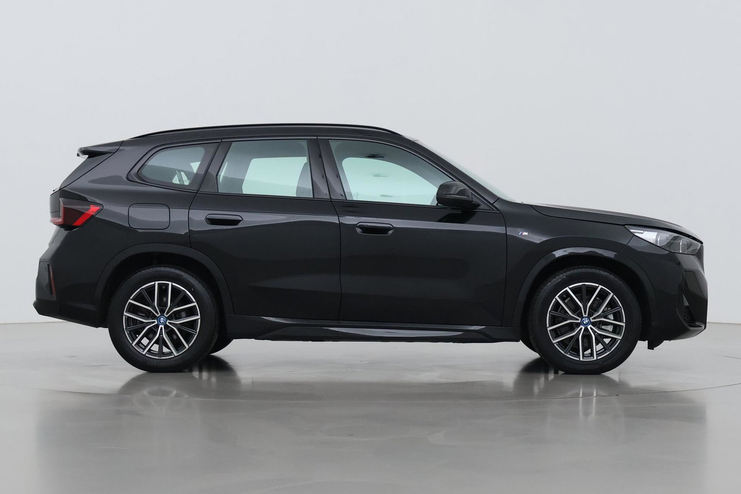 BMW X1 xDrive25e | M Sport | Adaptief M-onderstel | Camera | Adaptieve LED | Cruise Control | Stoelverwarming