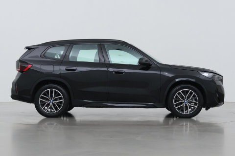 BMW X1 xDrive25e | M Sport | Adaptief M-onderstel | Camera | Adaptieve LED | Cruise Control | Stoelverwarming