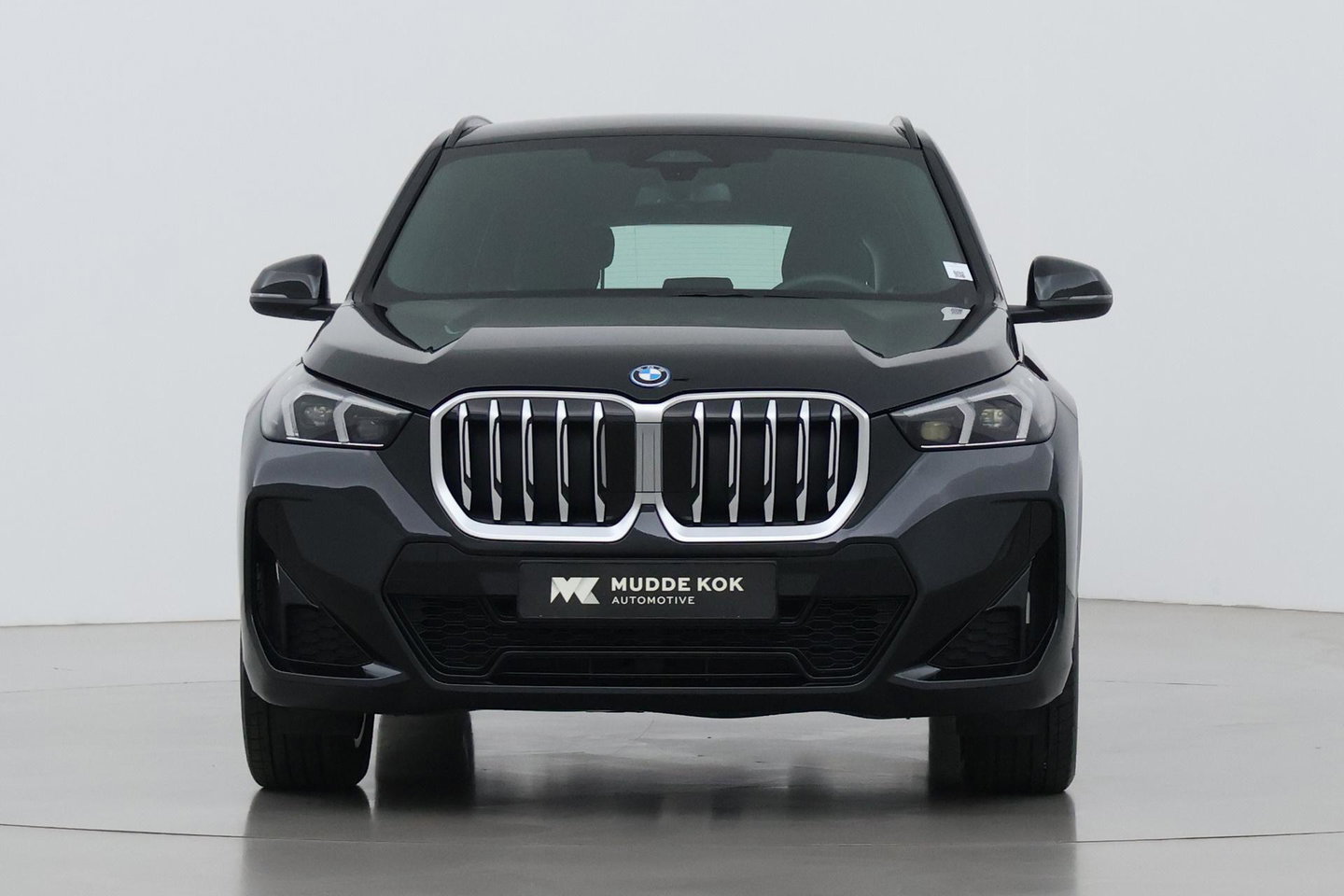 BMW X1 xDrive25e | M Sport | Adaptief M-onderstel | Camera | Adaptieve LED | Cruise Control | Stoelverwarming