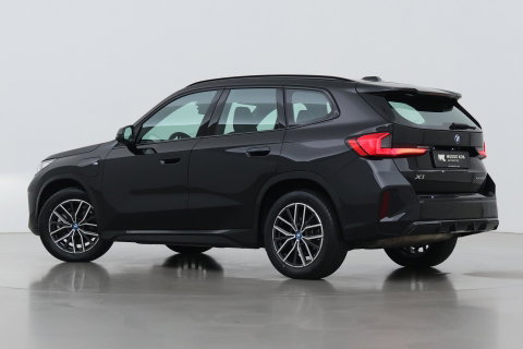 BMW X1 xDrive25e | M Sport | Adaptief M-onderstel | Camera | Adaptieve LED | Cruise Control | Stoelverwarming