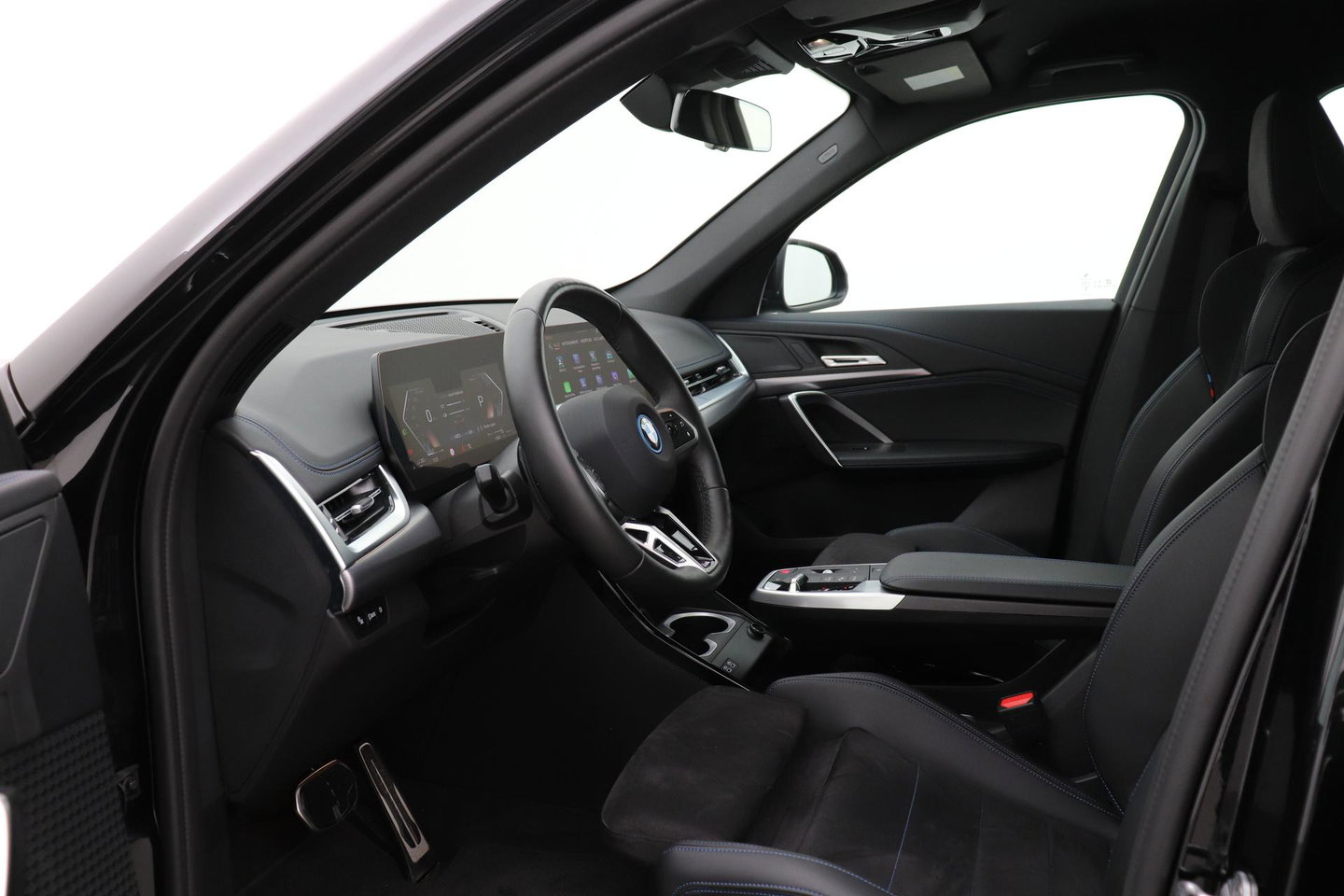 BMW X1 xDrive25e | M Sport | Adaptief M-onderstel | Camera | Adaptieve LED | Cruise Control | Stoelverwarming
