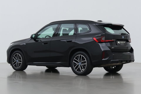 BMW X1 xDrive25e | M Sport | Adaptief M-onderstel | Camera | Adaptieve LED | Cruise Control | Stoelverwarming