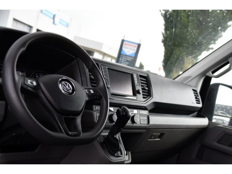 Volkswagen Crafter 2.0 TDI L3H2 Black Edition Adaptieve Cruise, Camera, Carplay, LED, 2 x Schuifdeur, 177pk, Automaat, Geveerde stoel, Massage Stoel, Trekhaak, Uniek!