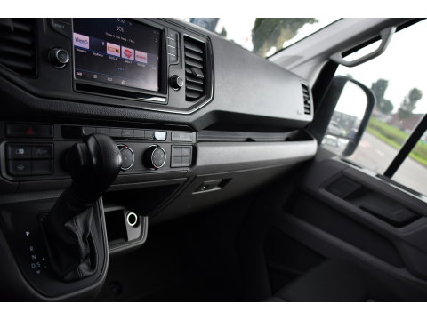 Volkswagen Crafter 2.0 TDI L3H2 Black Edition Adaptieve Cruise, Camera, Carplay, LED, 2 x Schuifdeur, 177pk, Automaat, Geveerde stoel, Massage Stoel, Trekhaak, Uniek!