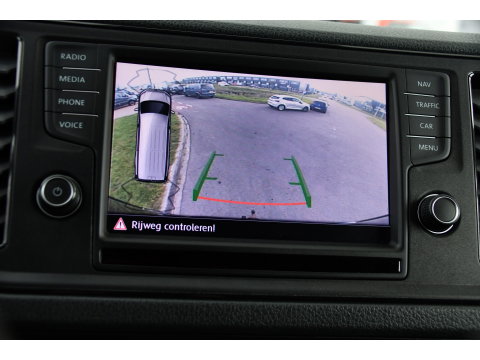 Volkswagen Crafter 2.0 TDI L3H2 Black Edition Adaptieve Cruise, Camera, Carplay, LED, 2 x Schuifdeur, 177pk, Automaat, Geveerde stoel, Massage Stoel, Trekhaak, Uniek!