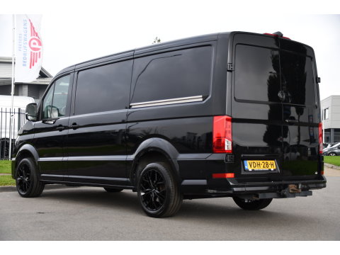 Volkswagen Crafter 2.0 TDI L3H2 Black Edition Adaptieve Cruise, Camera, Carplay, LED, 2 x Schuifdeur, 177pk, Automaat, Geveerde stoel, Massage Stoel, Trekhaak, Uniek!