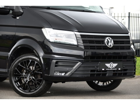Volkswagen Crafter 2.0 TDI L3H2 Black Edition Adaptieve Cruise, Camera, Carplay, LED, 2 x Schuifdeur, 177pk, Automaat, Geveerde stoel, Massage Stoel, Trekhaak, Uniek!