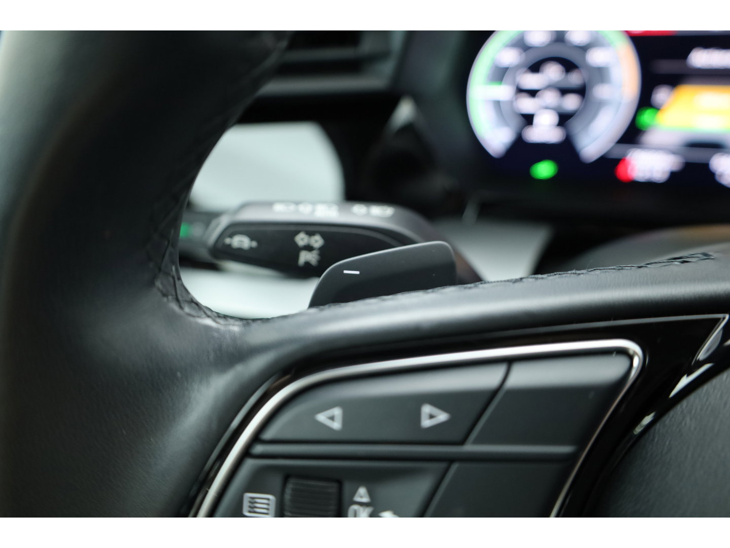 Audi A3 Sportback 40 TFSI e S-Line Ext. | Rijklaar! | SOH 100% |  NAV + CarPlay | 19'' | Camera + PDC | Keyless | Cruise |