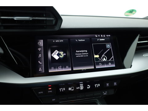 Audi A3 Sportback 40 TFSI e S-Line Ext. | Rijklaar! | SOH 100% |  NAV + CarPlay | 19'' | Camera + PDC | Keyless | Cruise |