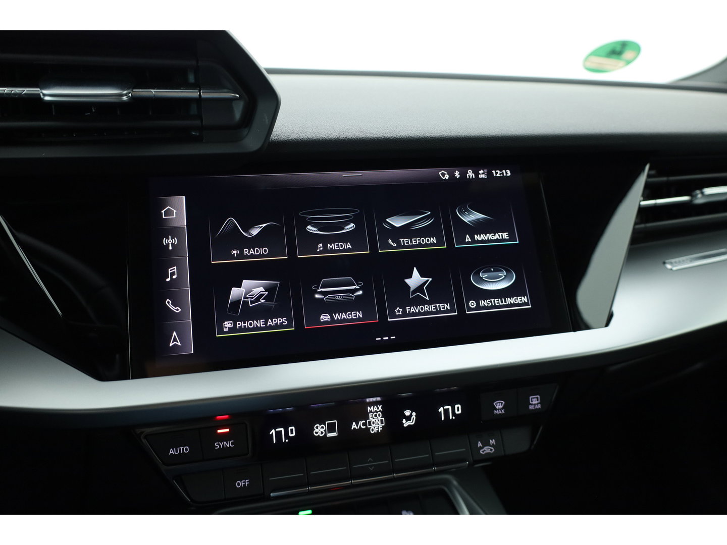 Audi A3 Sportback 40 TFSI e S-Line Ext. | Rijklaar! | SOH 100% |  NAV + CarPlay | 19'' | Camera + PDC | Keyless | Cruise |