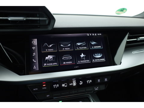 Audi A3 Sportback 40 TFSI e S-Line Ext. | Rijklaar! | SOH 100% |  NAV + CarPlay | 19'' | Camera + PDC | Keyless | Cruise |