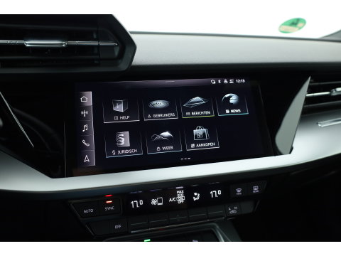 Audi A3 Sportback 40 TFSI e S-Line Ext. | Rijklaar! | SOH 100% |  NAV + CarPlay | 19'' | Camera + PDC | Keyless | Cruise |