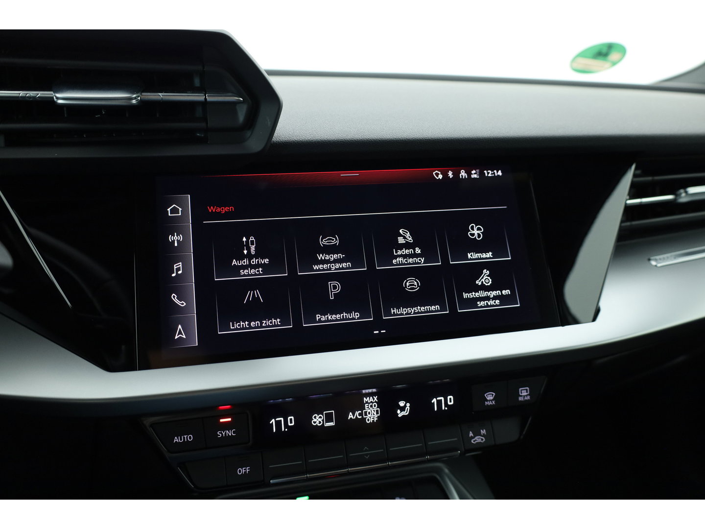 Audi A3 Sportback 40 TFSI e S-Line Ext. | Rijklaar! | SOH 100% |  NAV + CarPlay | 19'' | Camera + PDC | Keyless | Cruise |