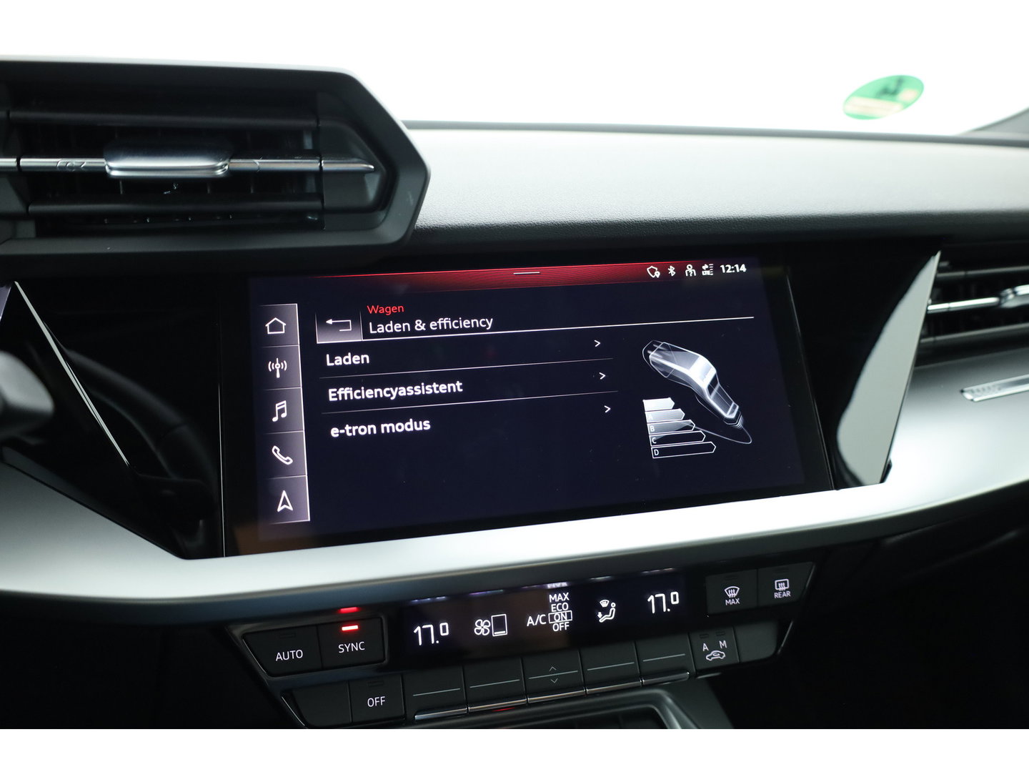 Audi A3 Sportback 40 TFSI e S-Line Ext. | Rijklaar! | SOH 100% |  NAV + CarPlay | 19'' | Camera + PDC | Keyless | Cruise |
