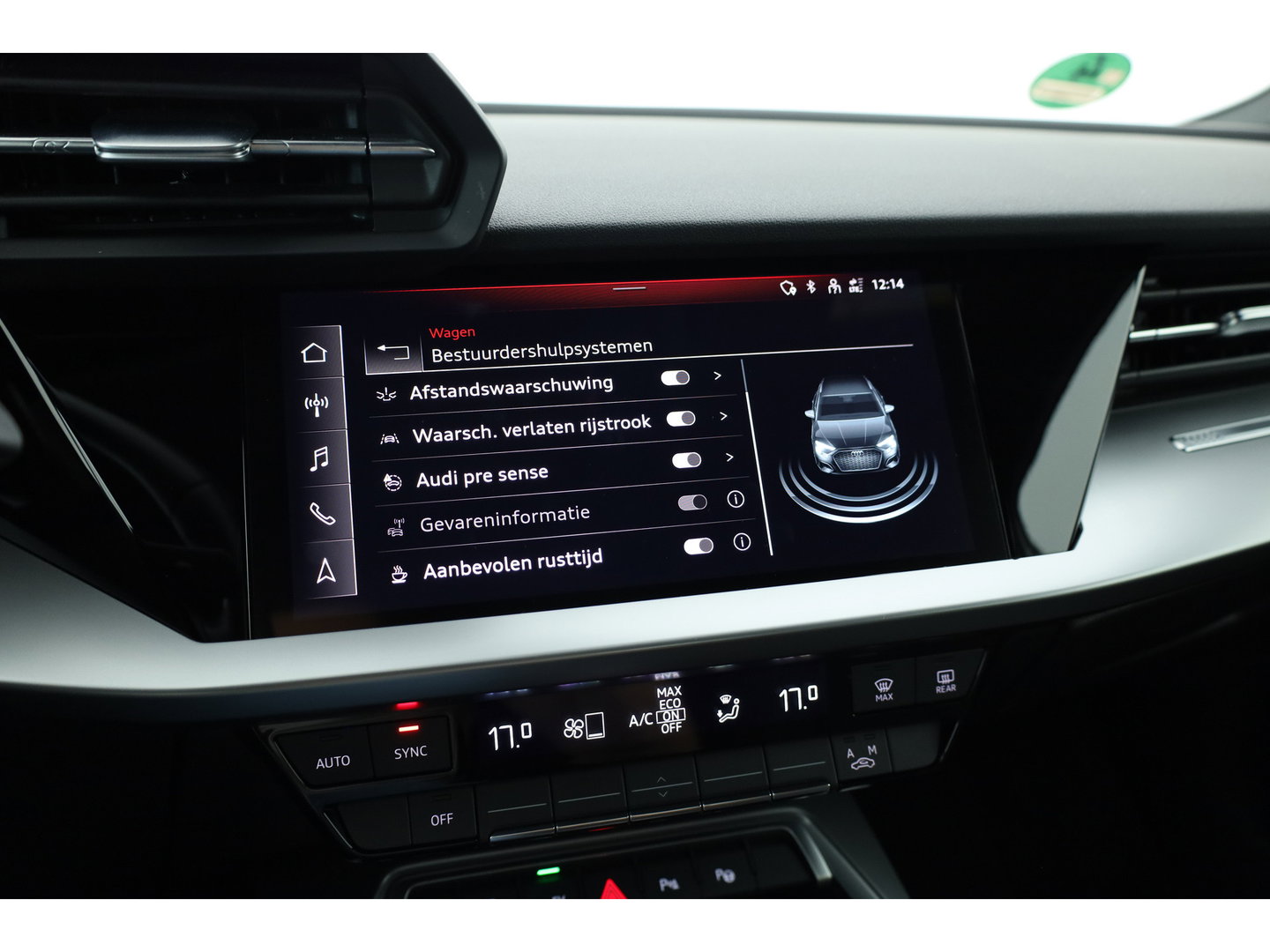 Audi A3 Sportback 40 TFSI e S-Line Ext. | Rijklaar! | SOH 100% |  NAV + CarPlay | 19'' | Camera + PDC | Keyless | Cruise |