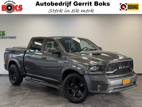Dodge Ram 1500 5.7 V8 4x4 Crew Cab Sport Sidesteps Alpine Soundsystem