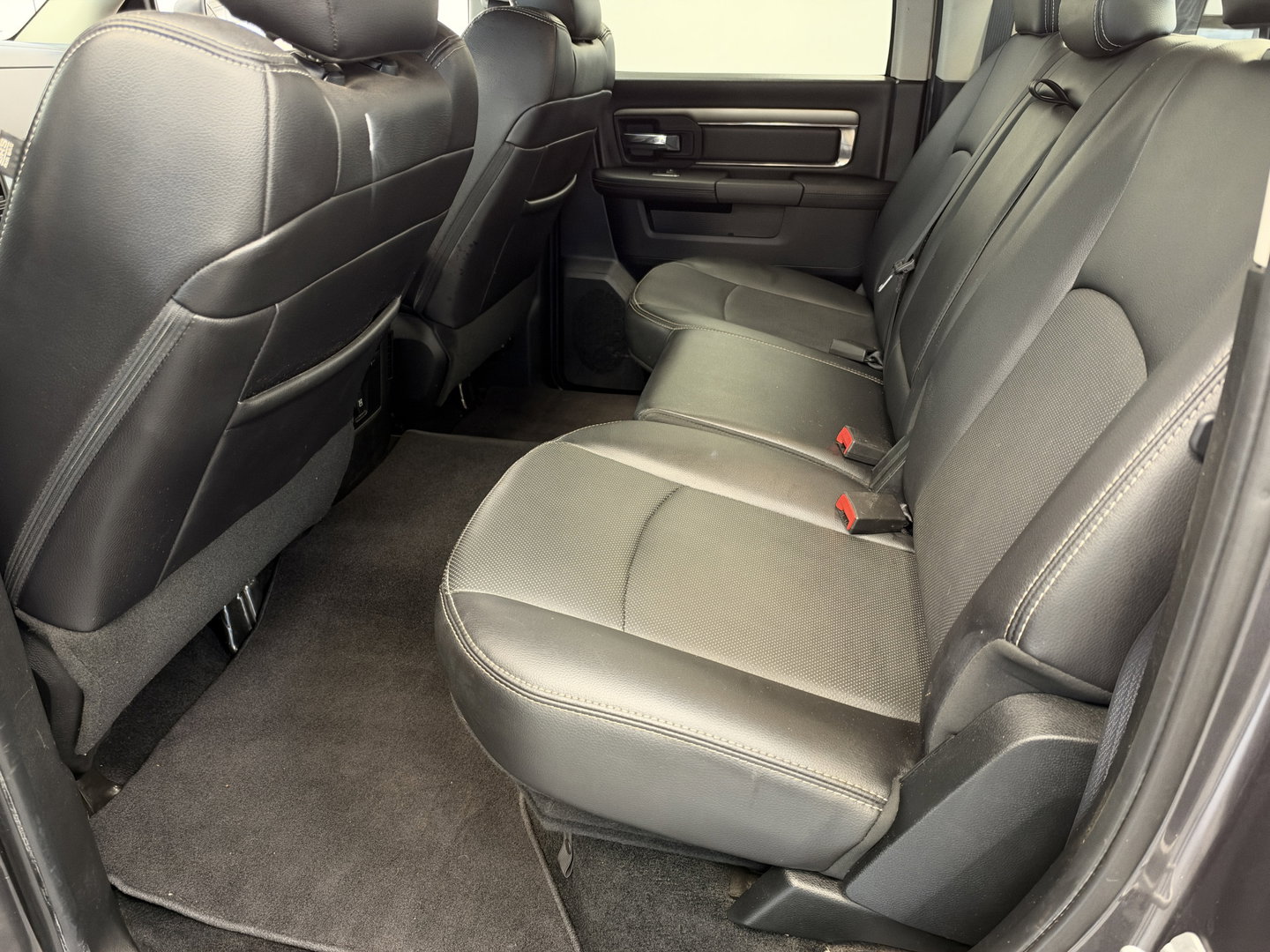 Dodge Ram 1500 5.7 V8 4x4 Crew Cab Sport Sidesteps Alpine Soundsystem