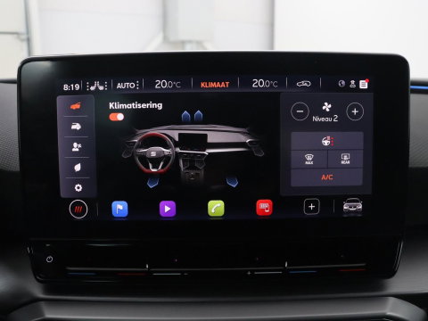 SEAT Leon 1.5 eTSI FR Business Intense | Panoramadak | Leder | Trekhaak | Adaptive cruise | Stuur/stoel verwarming | Camera | Park assist | Carplay | Full LED |