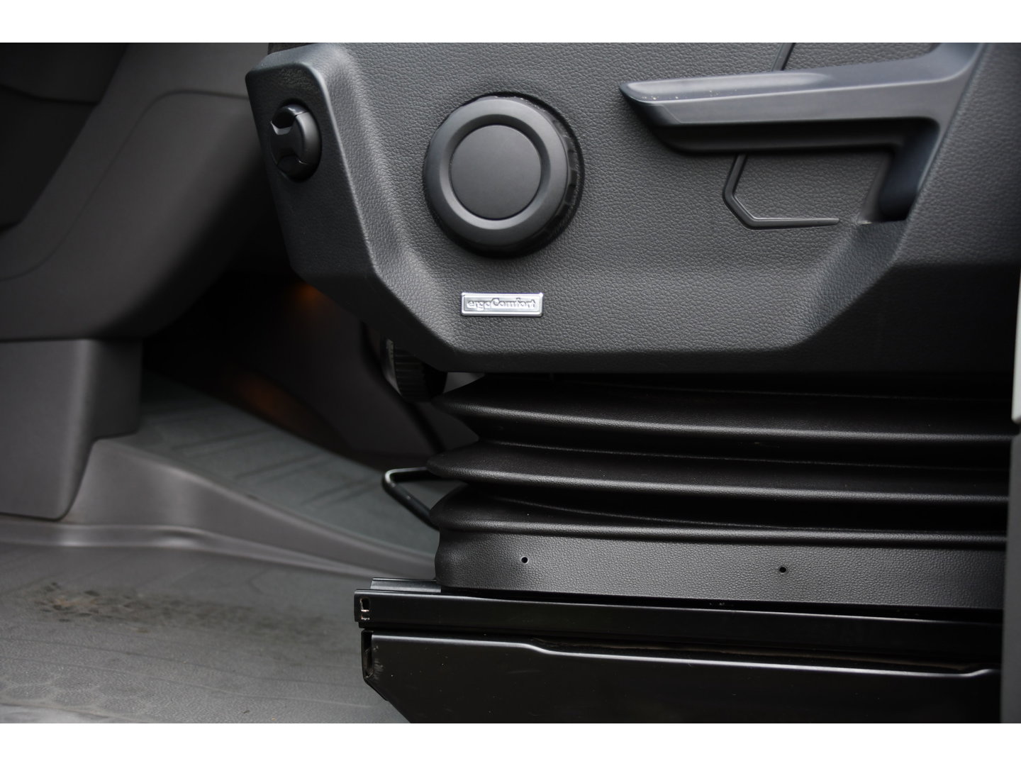 Volkswagen Crafter 35 2.0 TDI L3H3 Highline Cruise, Carplay, LED, Automaat, 177pk, Sensoren, Multimedia, Geveerde stoel, Uniek!