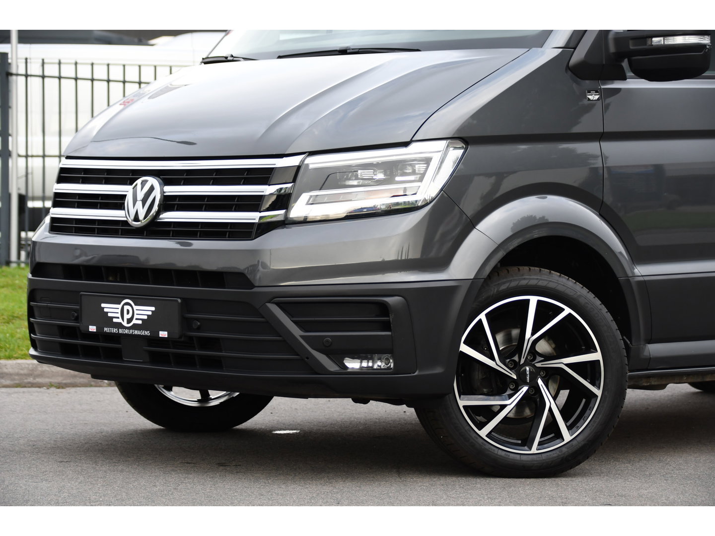 Volkswagen Crafter 35 2.0 TDI L3H3 Highline Cruise, Carplay, LED, Automaat, 177pk, Sensoren, Multimedia, Geveerde stoel, Uniek!