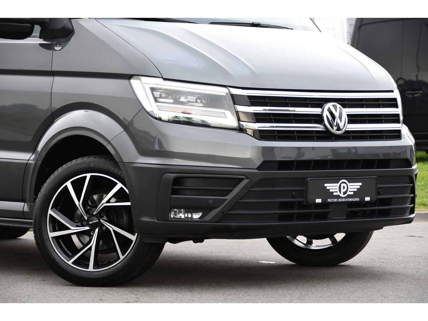 Volkswagen Crafter 35 2.0 TDI L3H3 Highline Cruise, Carplay, LED, Automaat, 177pk, Sensoren, Multimedia, Geveerde stoel, Uniek!
