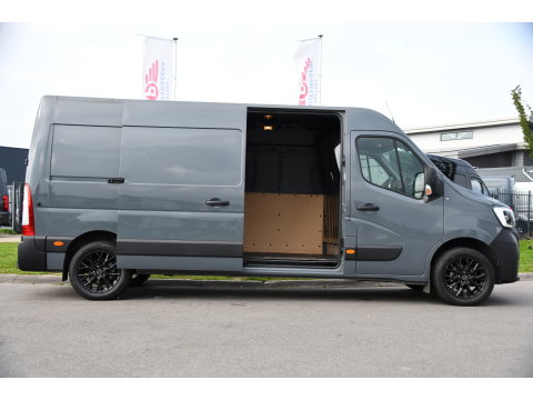 Renault Master T35 2.3 dCi 150 L3H2 PB Edition Cruise, Sensoren, 150pk, Multimedia, LED, Betimmering, Uniek!