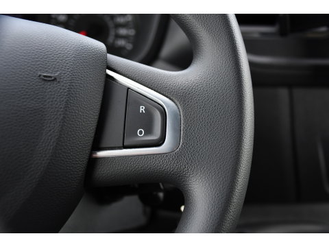 Renault Master T35 2.3 dCi 150 L3H2 PB Edition Cruise, Sensoren, 150pk, Multimedia, LED, Betimmering, Uniek!