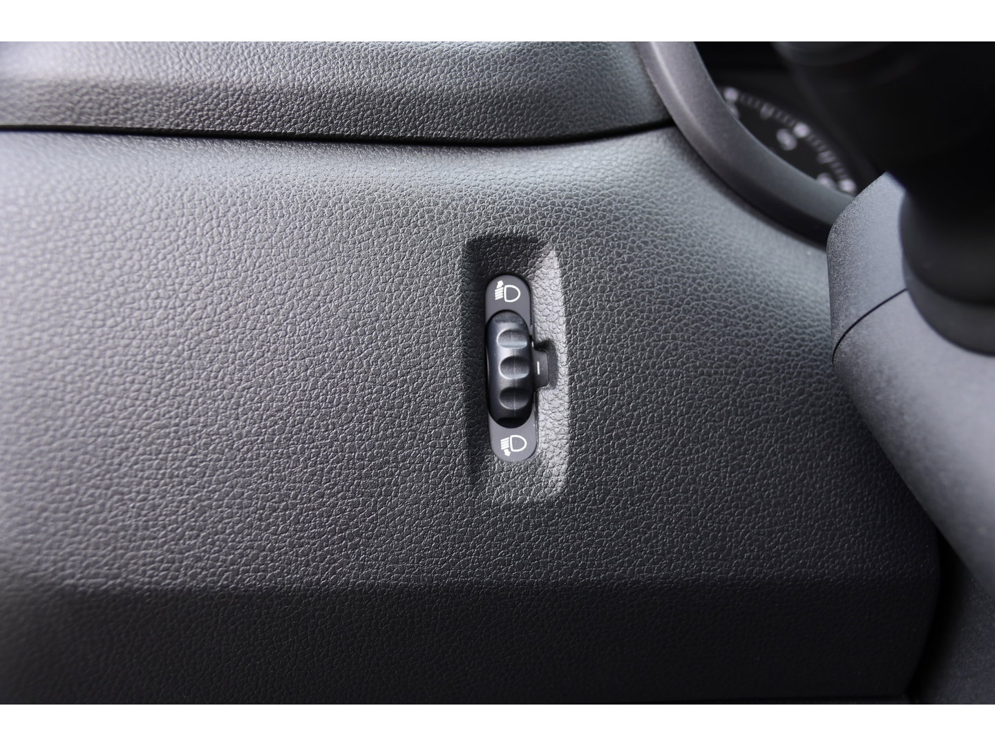Renault Master T35 2.3 dCi 150 L3H2 PB Edition Cruise, Sensoren, 150pk, Multimedia, LED, Betimmering, Uniek!