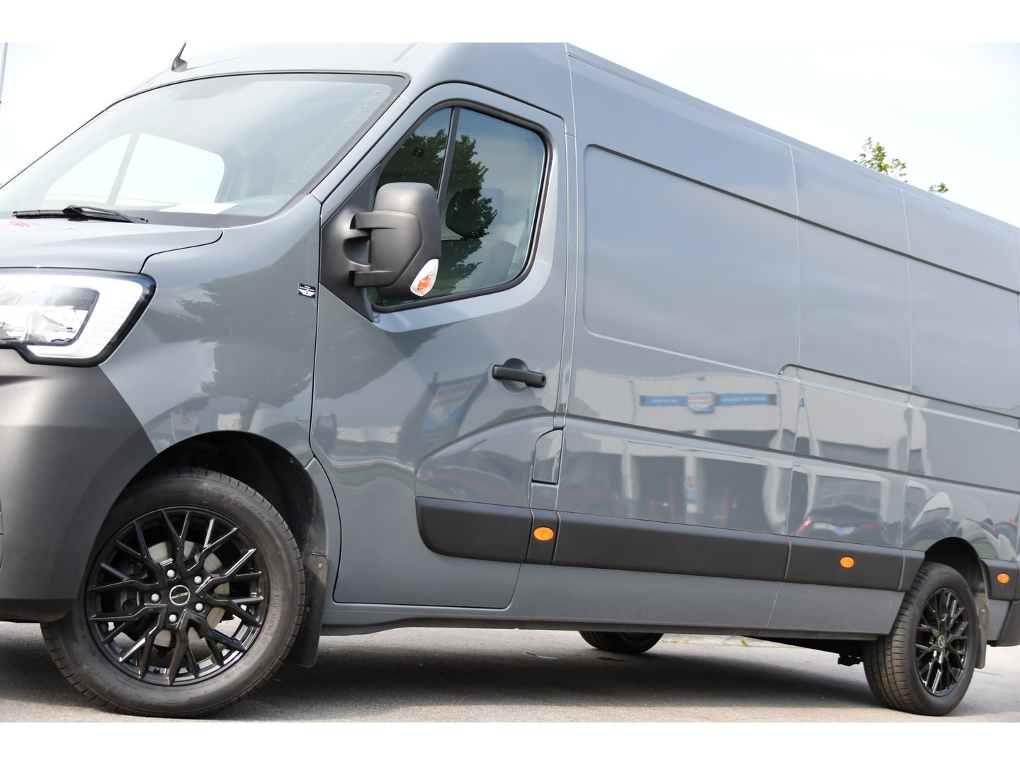 Renault Master T35 2.3 dCi 150 L3H2 PB Edition Cruise, Sensoren, 150pk, Multimedia, LED, Betimmering, Uniek!