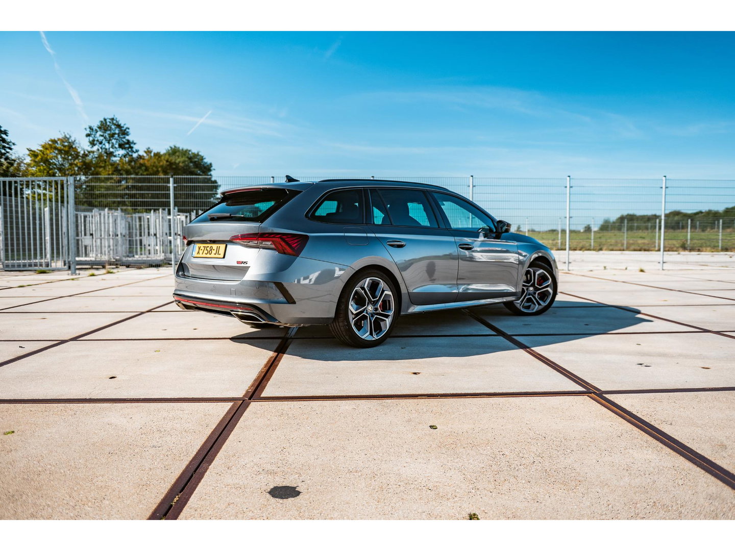 Škoda Octavia Combi 2.0 TSI 245PK RS | PANO | 19" ALTAIR VELGEN | SUNSET | FULL LED