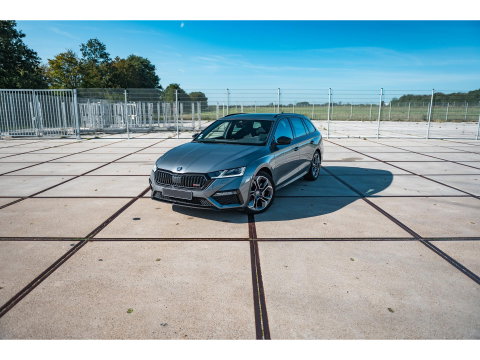 Škoda Octavia Combi 2.0 TSI 245PK RS | PANO | 19" ALTAIR VELGEN | SUNSET | FULL LED