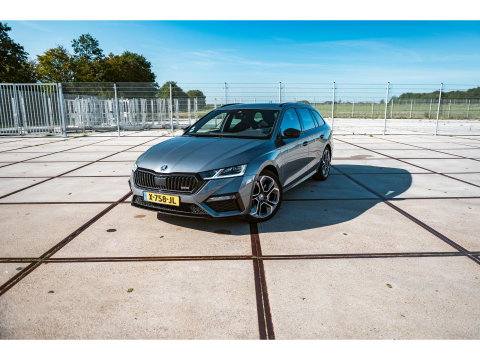 Škoda Octavia Combi 2.0 TSI 245PK RS | PANO | 19" ALTAIR VELGEN | SUNSET | FULL LED