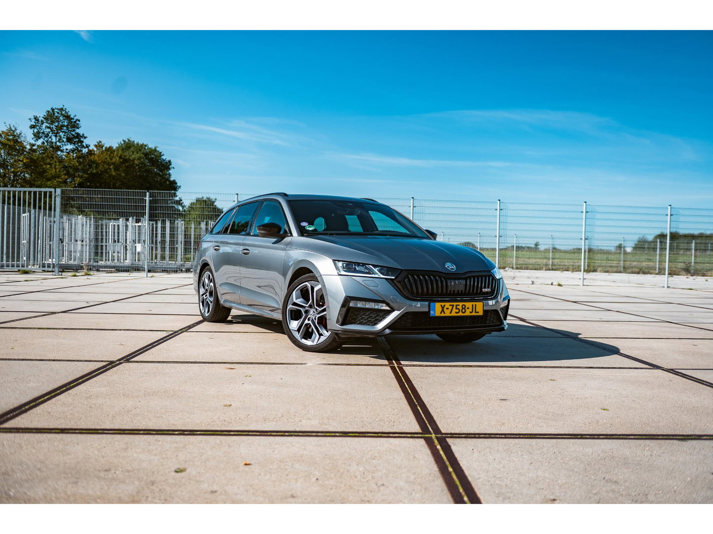 Škoda Octavia Combi 2.0 TSI 245PK RS | PANO | 19" ALTAIR VELGEN | SUNSET | FULL LED