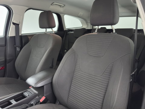 Ford FOCUS Wagon 1.5 TDCI Titanium Aut. *NAVI-FULLMAP | FORD/SYNC-AUDIO | HEATED-COMFORTSEATS | BLINDSPOT | CAMERA | KEYLESS | PRIVACY-GLASS | ECC | PDC | CRUISE | 17''ALU*
