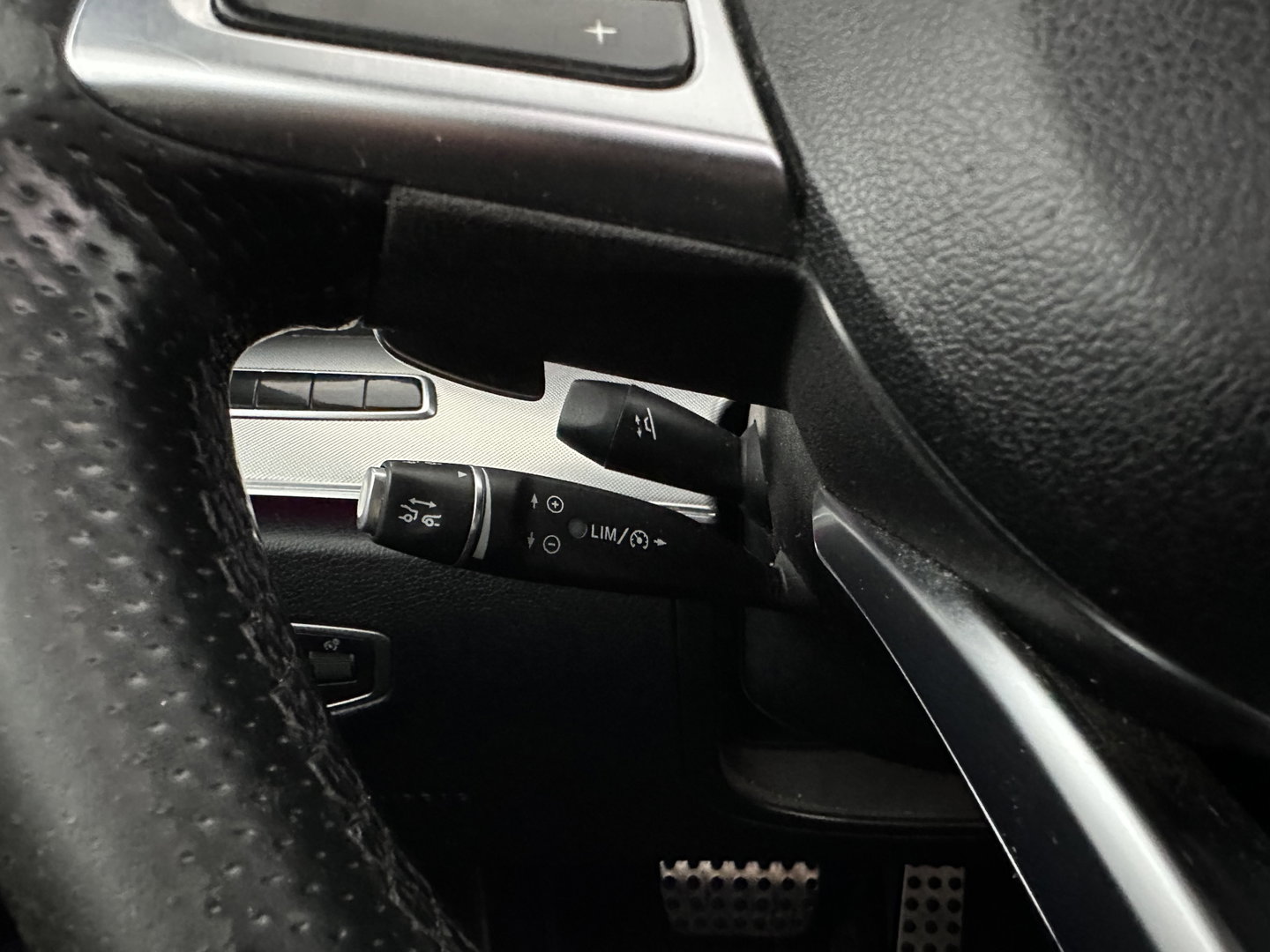 Mercedes-Benz E-Klasse Coupé 220 d Premium Plus *PANO | LEATHER-MIROFIBRE | BURMESTER | ADAPTIVE-CRUISE | BLINDSPOT | MULTIBEAM-LED | MEMORY-PACK | TOPVIEW | KEYLESS | HEATED-SPORTSEATS | WIDE-SCREEN | AMBIENTLIGHT | 19''ALU*