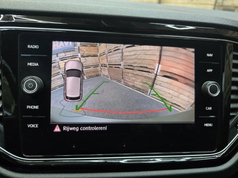 Volkswagen T-Roc 1.5 TSI Sport Navi VCP Clima Cruise Camera 19"LM Darkgreen Wrap 200PK!