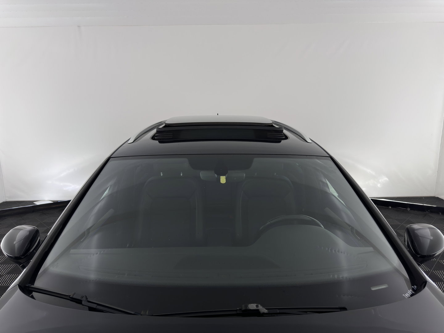 Volkswagen Passat Variant 1.4 TSI GTE Highline *PANO | LEATHER-MICROFIBRE | ADAPTIVE-CRUISE | FULL-LED | KEYLESS | CARPLAY | NAVI-FULLMAP | AMBIENT-LIGHT | PRIVACY-GLASS | SHIFT-PADDLES | 18''ALU | TOWBAR*