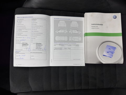 Volkswagen Passat Variant 1.4 TSI GTE Highline *PANO | LEATHER-MICROFIBRE | ADAPTIVE-CRUISE | FULL-LED | KEYLESS | CARPLAY | NAVI-FULLMAP | AMBIENT-LIGHT | PRIVACY-GLASS | SHIFT-PADDLES | 18''ALU | TOWBAR*