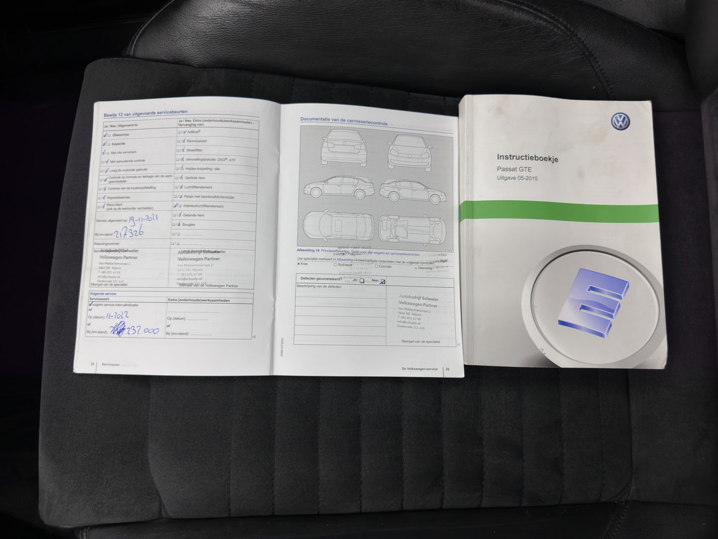 Volkswagen Passat Variant 1.4 TSI GTE Highline *PANO | LEATHER-MICROFIBRE | ADAPTIVE-CRUISE | FULL-LED | KEYLESS | CARPLAY | NAVI-FULLMAP | AMBIENT-LIGHT | PRIVACY-GLASS | SHIFT-PADDLES | 18''ALU | TOWBAR*