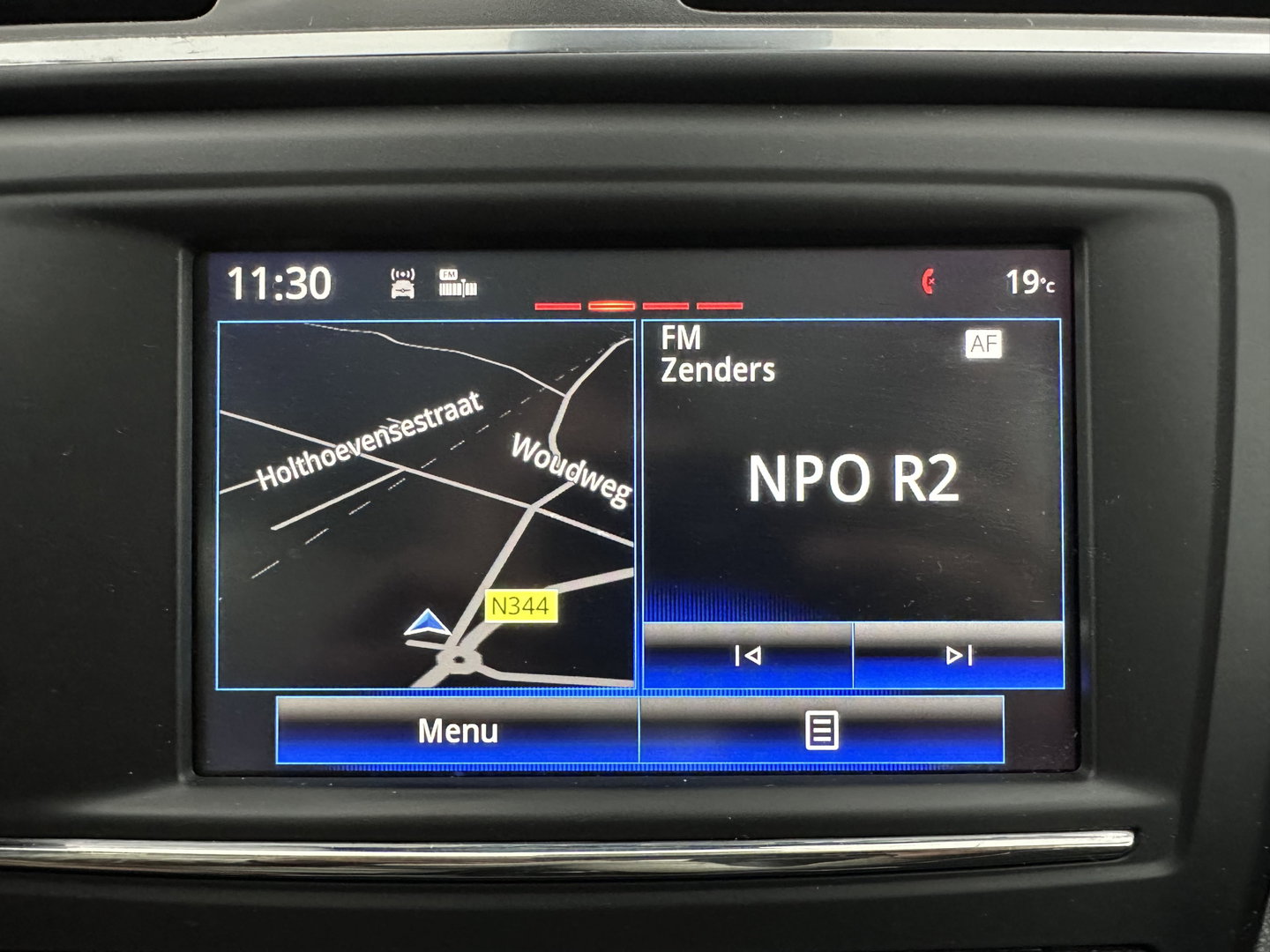 Renault Kadjar 1.5 dCi Bose *LEATHER-FABRIC | FULL-LED | BOSE-SOUND | BLINDSPOT | HEATED-COMFORTSEATS | KEYLESS | NAVI-FULLMAP | ECC | PDC | CRUISE | DAB | PRIVACY-GLASS | 19''ALU | TOWBAR*