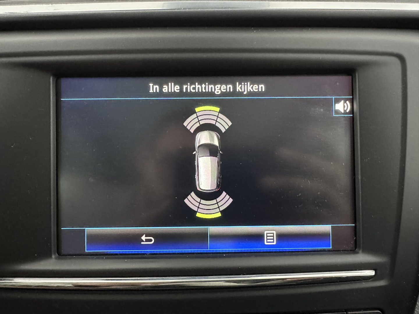 Renault Kadjar 1.5 dCi Bose *LEATHER-FABRIC | FULL-LED | BOSE-SOUND | BLINDSPOT | HEATED-COMFORTSEATS | KEYLESS | NAVI-FULLMAP | ECC | PDC | CRUISE | DAB | PRIVACY-GLASS | 19''ALU | TOWBAR*