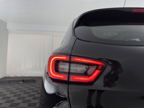 Renault Kadjar 1.5 dCi Bose *LEATHER-FABRIC | FULL-LED | BOSE-SOUND | BLINDSPOT | HEATED-COMFORTSEATS | KEYLESS | NAVI-FULLMAP | ECC | PDC | CRUISE | DAB | PRIVACY-GLASS | 19''ALU | TOWBAR*